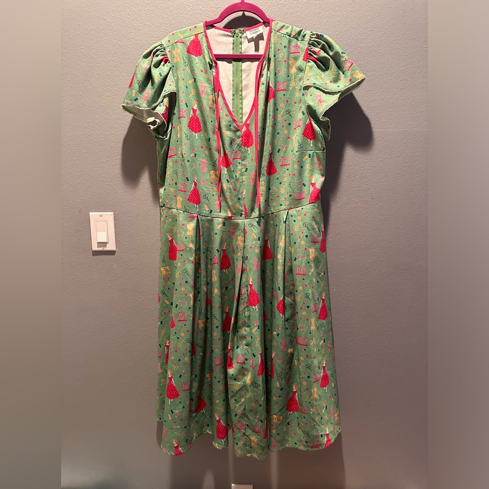 Unique vintage sewing Barbie dress.